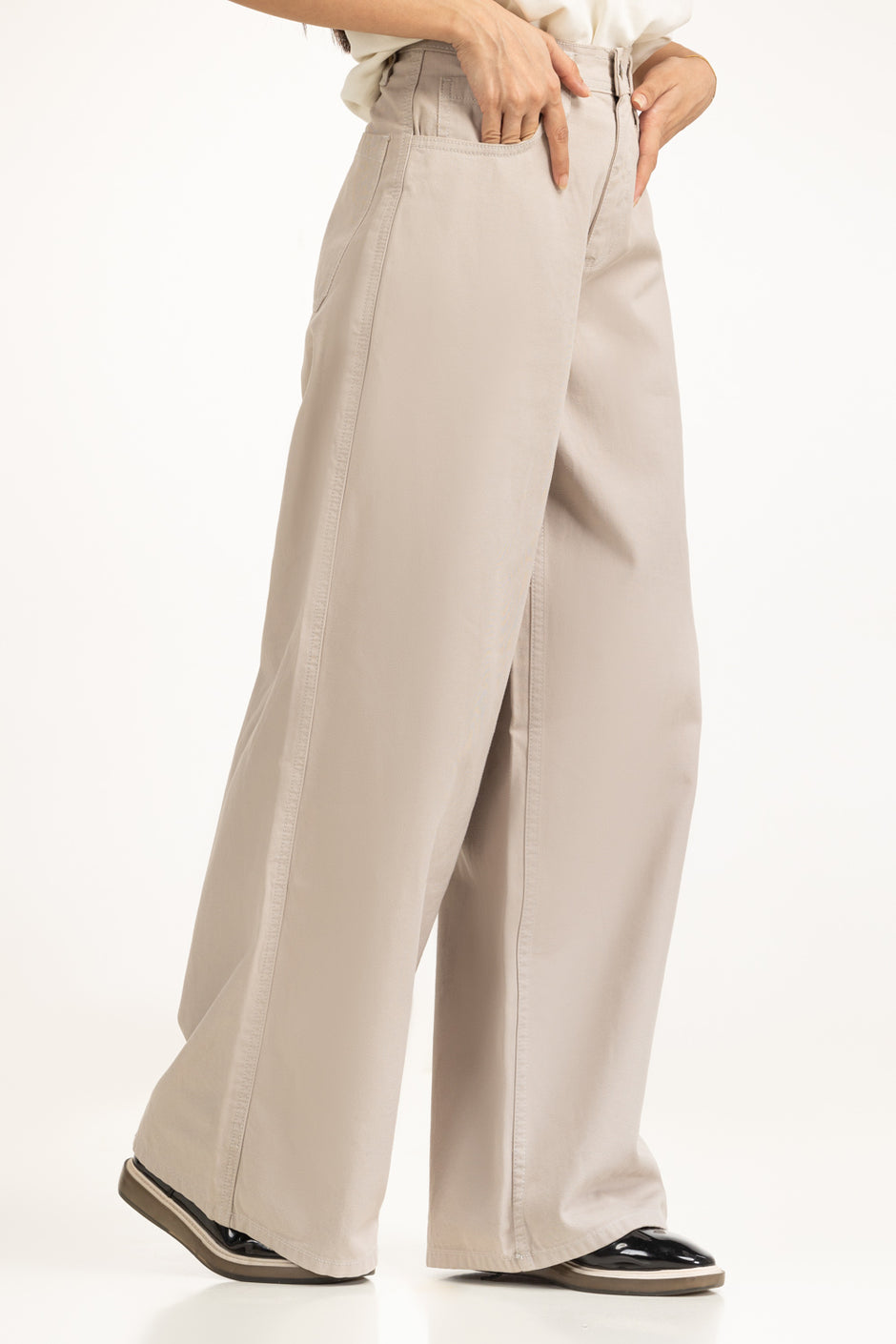 Wide Leg Fit Trousers