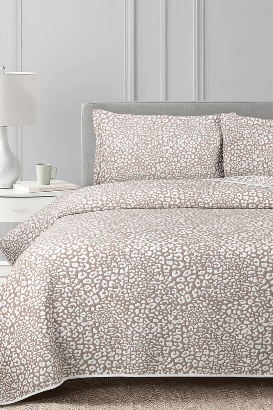Tan Multi Layer Jacquard Bed Spread Set