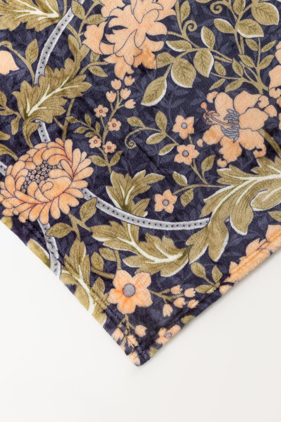 Vintage Flora Embossed Single Ply Fleece