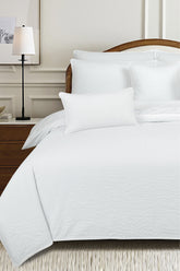 White T-150 Seersucker Quilt Cover Set