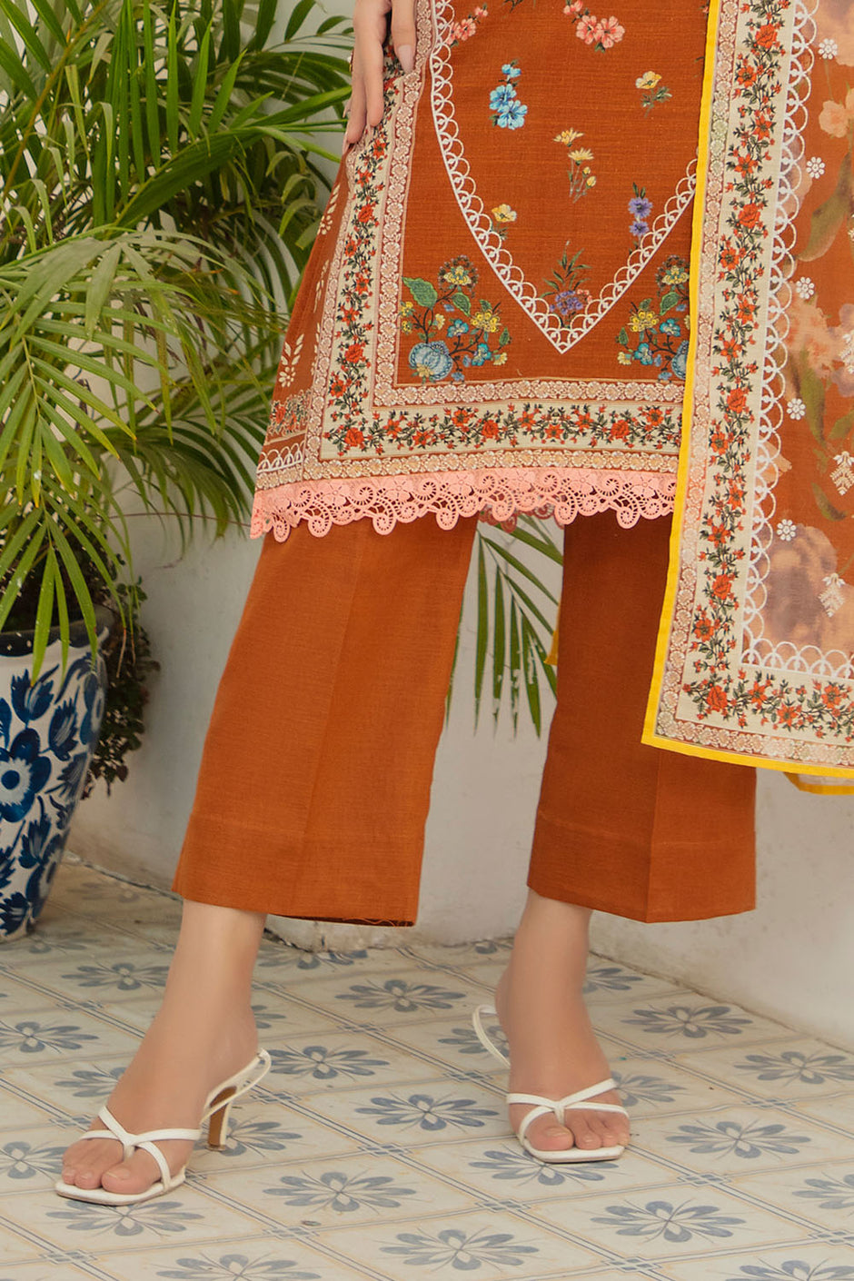 3 Piece Printed Khaddar Suit with Zari Cotton Dupatta