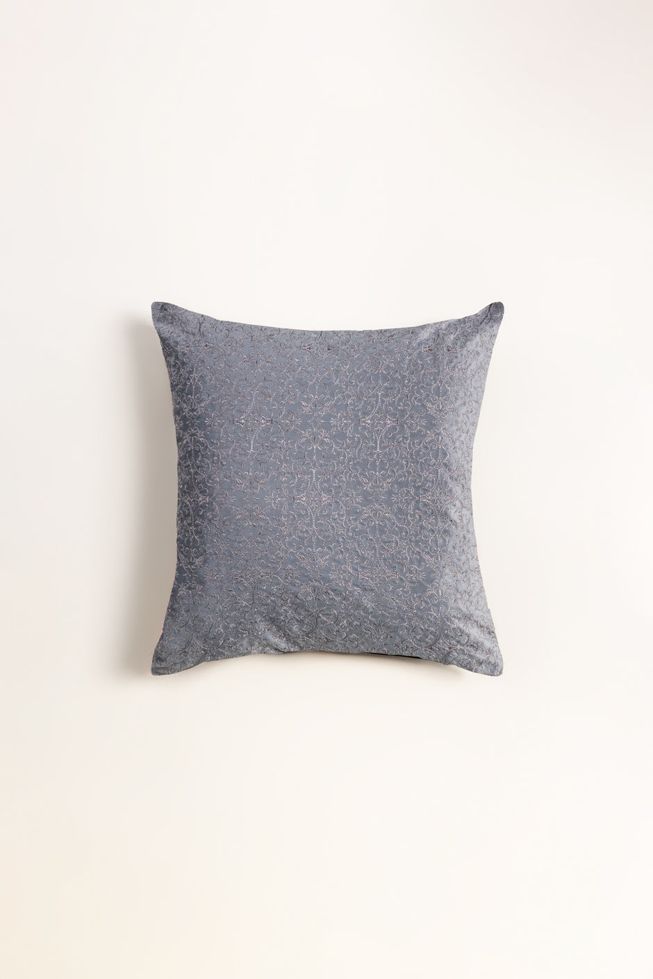 VEC -015 Velvet Embroidered Cushion Cover