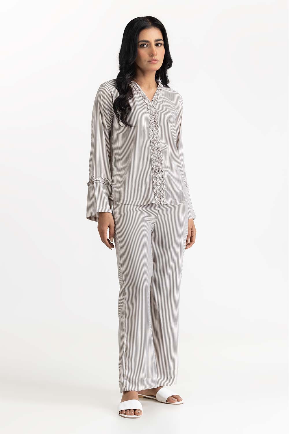 Black and White Blended Blouse 231-217-060