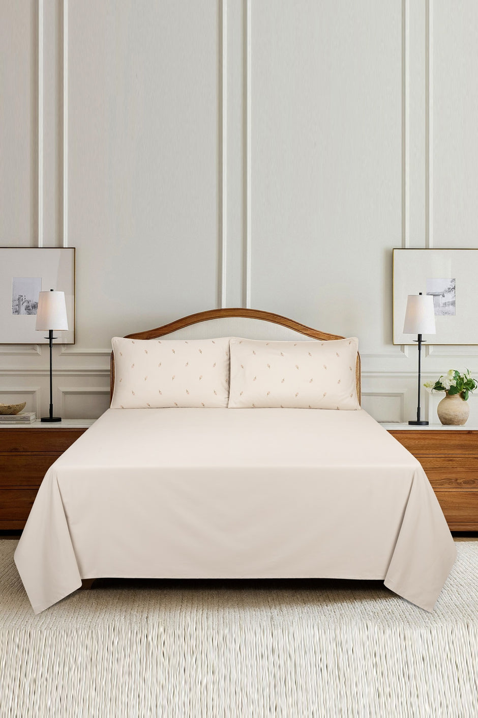Butter Cream T-400 Embroidered Bed Sheet Set