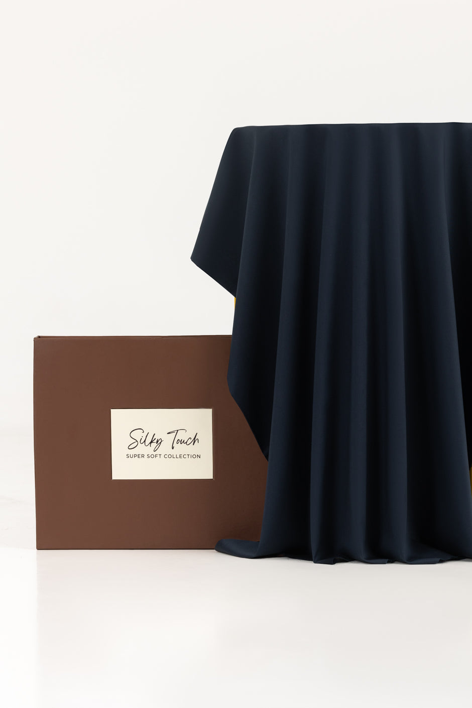 Cotton Club Twill Plus Unstitched Fabric Cotton with Gift Box