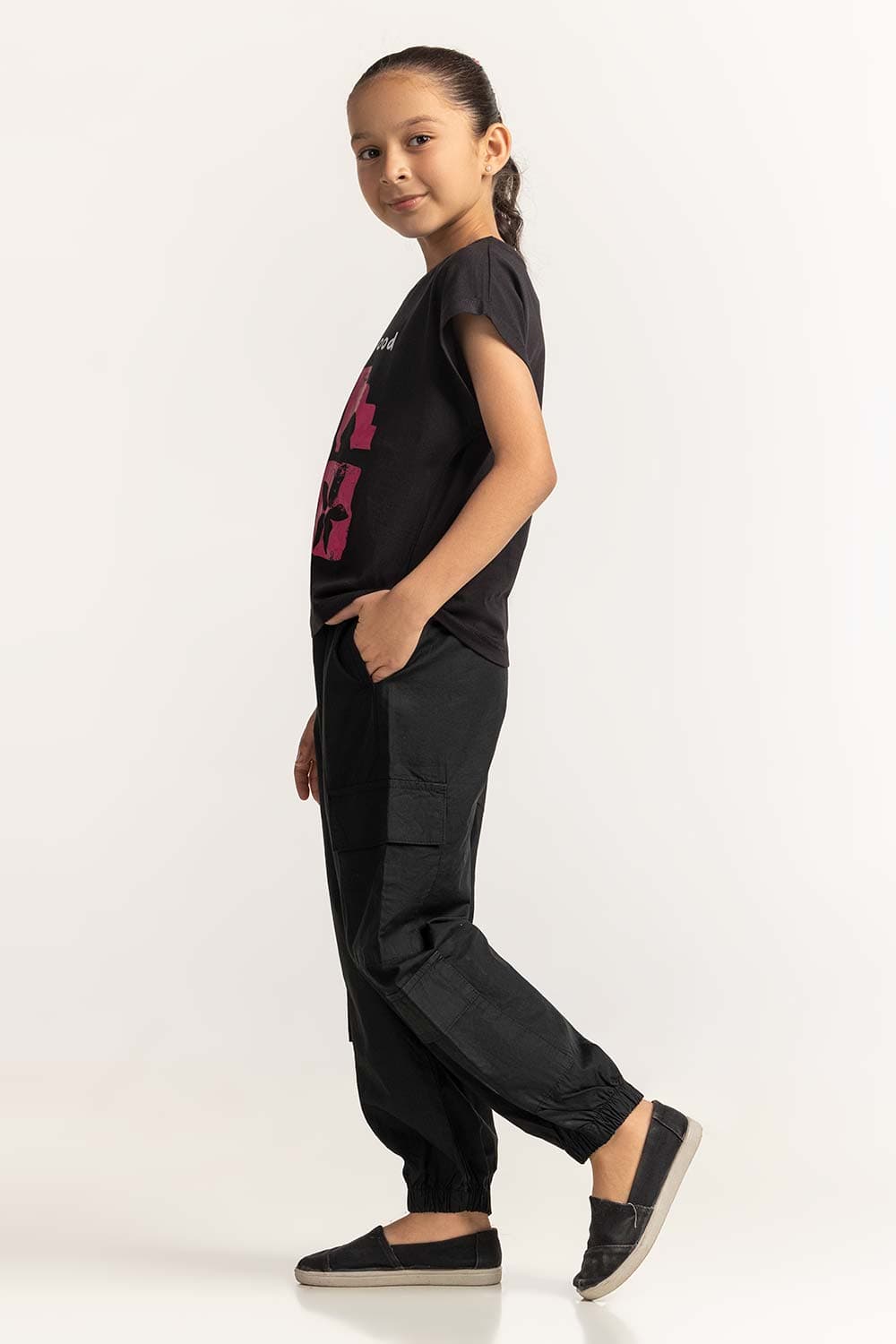 Crew Neck Graphic Tee JG-TS-SS24-026