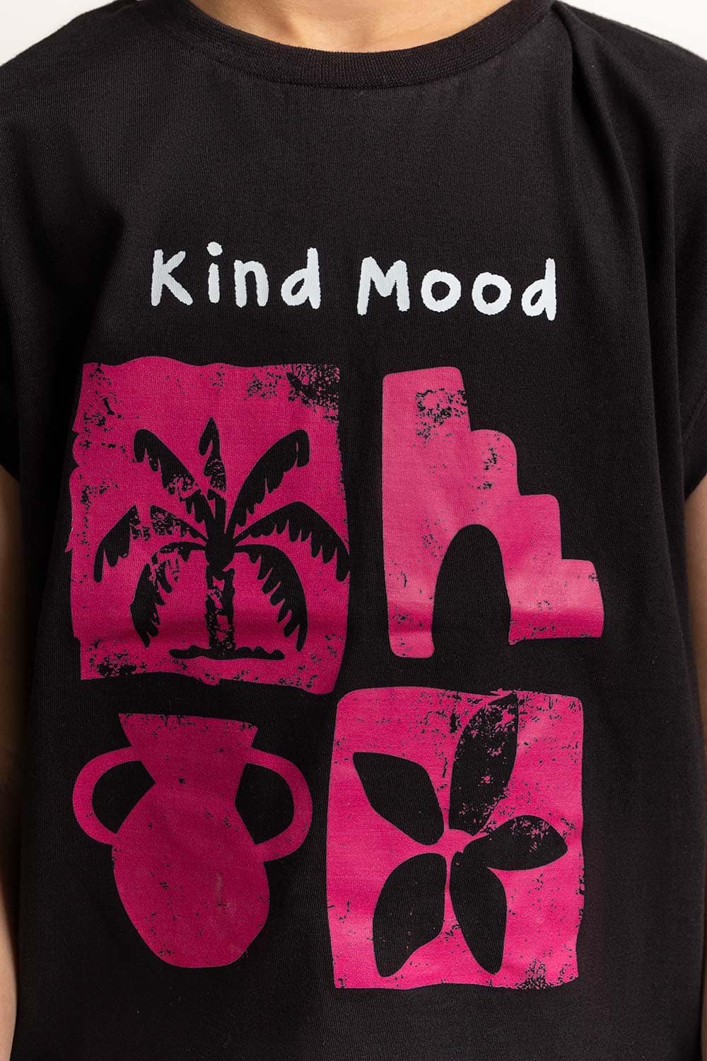 Crew Neck Graphic Tee JG-TS-SS24-026