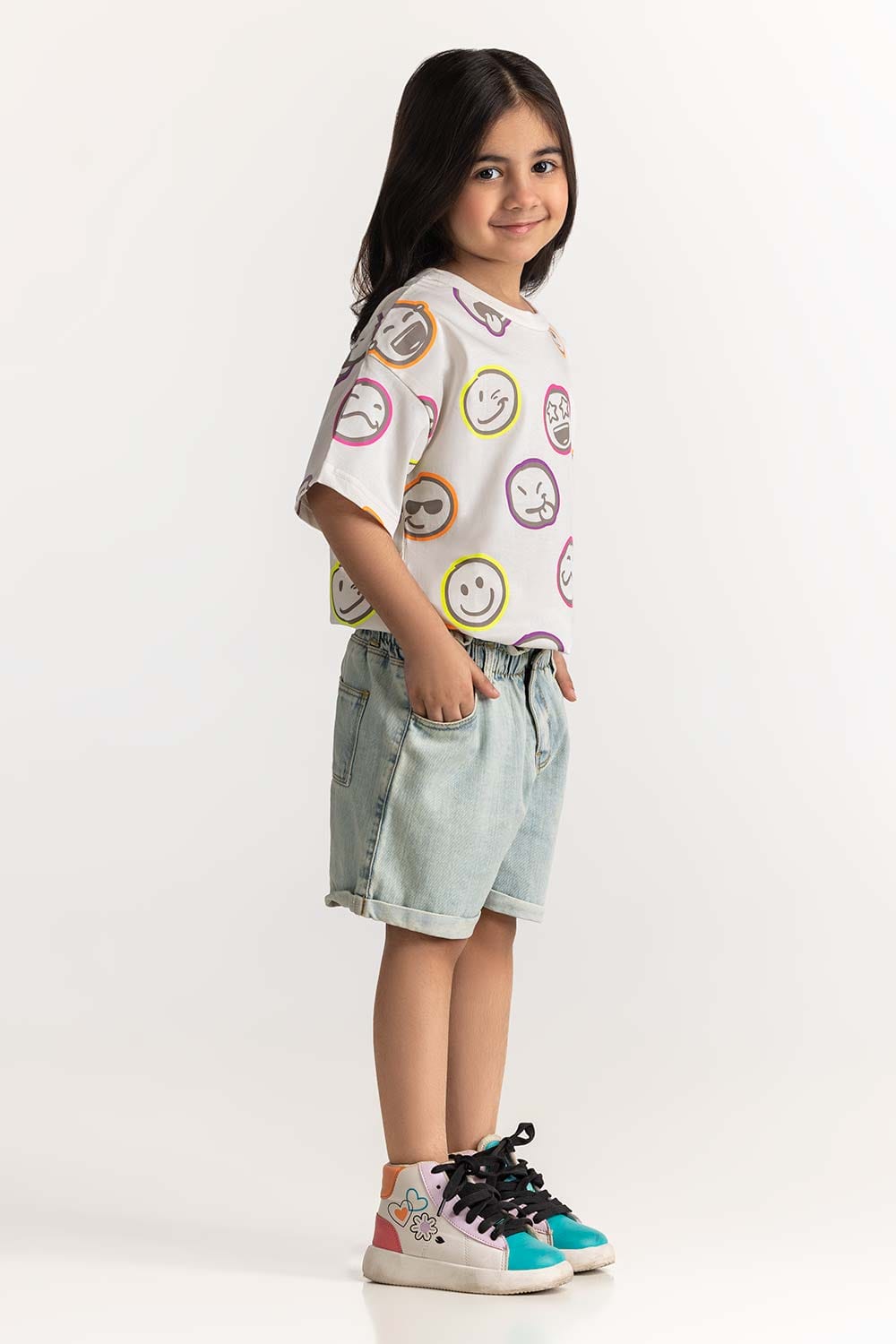 Crew Neck Graphic Tee TG-TS-SS24-017