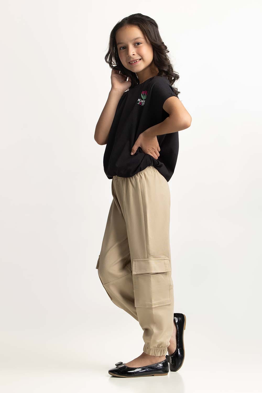 Crew Neck Loose Fit Tee JG-TS-SS24-002