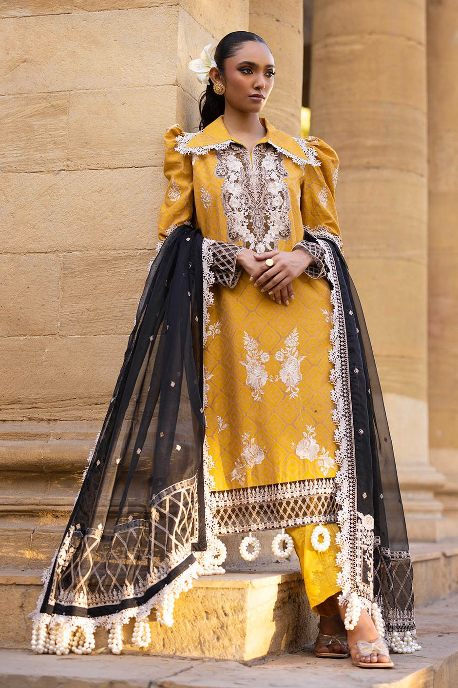 3 Piece Unstitched Embroidered Jacquard Suit with Embroidered Organza Dupatta