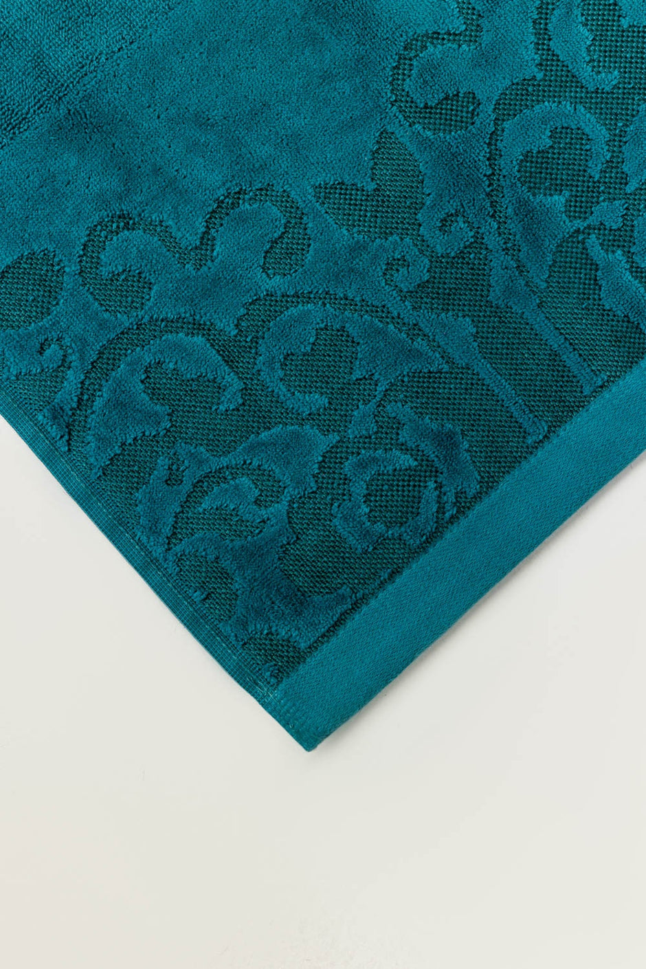 Everglade Jacquard Dyed Towel