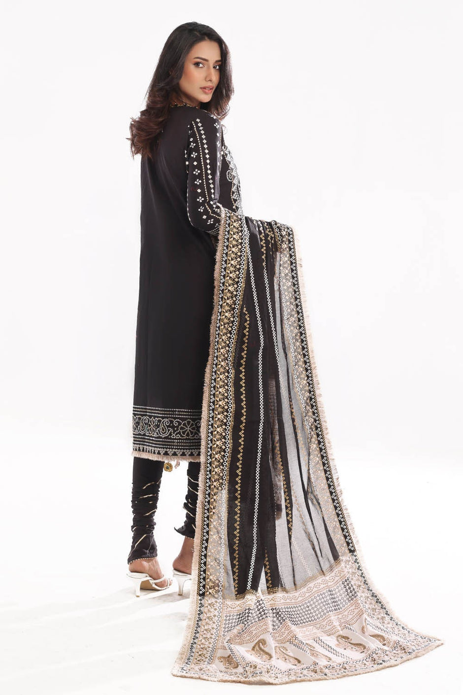 3 Piece Unstitched Zari Embroidered Lawn Suit with Gold Lacquer Printed Lawn Dupatta