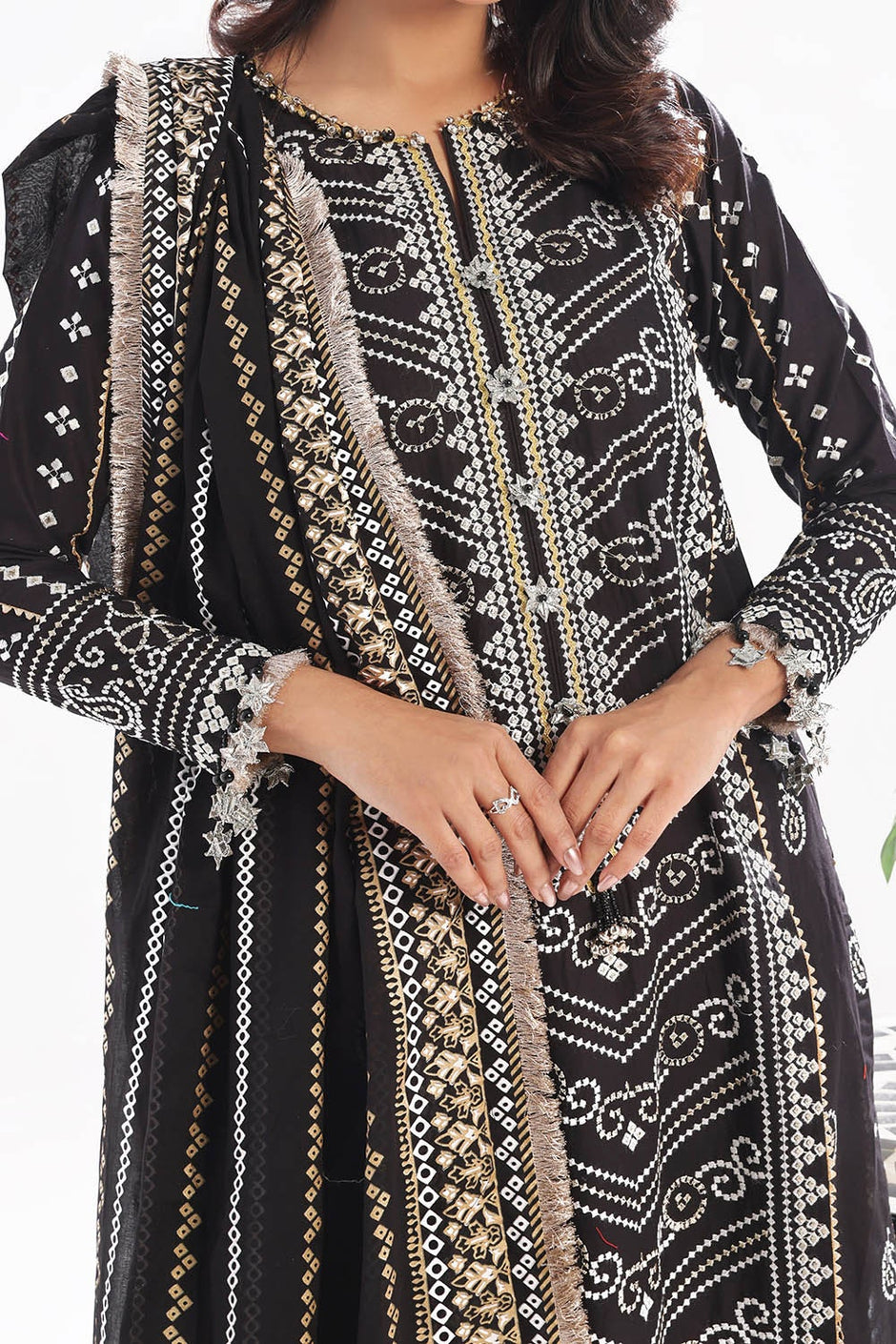 3 Piece Unstitched Zari Embroidered Lawn Suit with Gold Lacquer Printed Lawn Dupatta