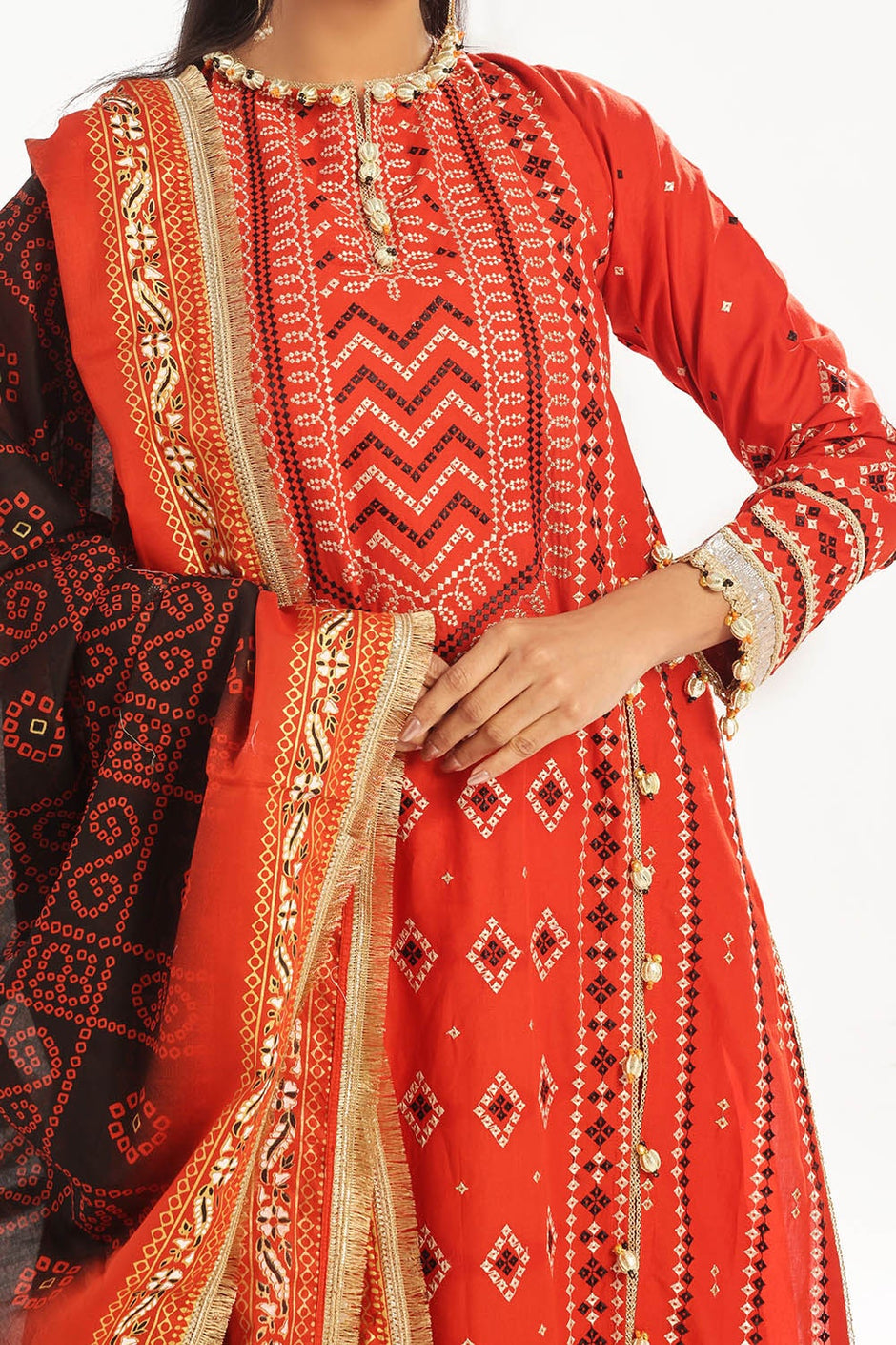 3 Piece Unstitched Zari Embroidered Lawn Suit with Gold Lacquer Printed Lawn Dupatta