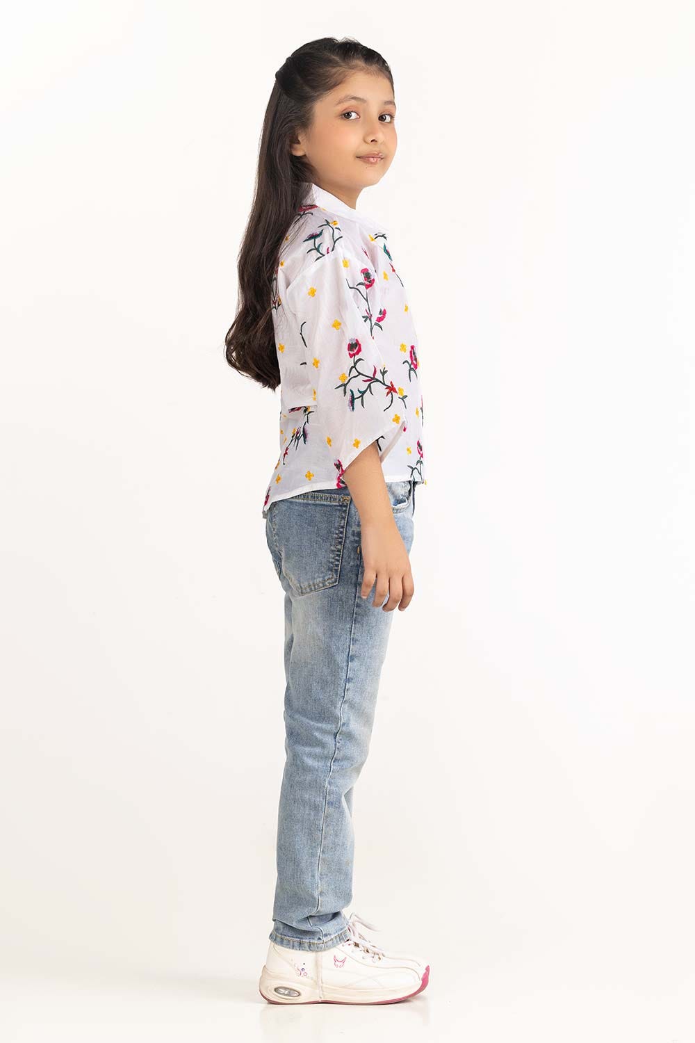 Junior Girl White Shirt 231-417-004