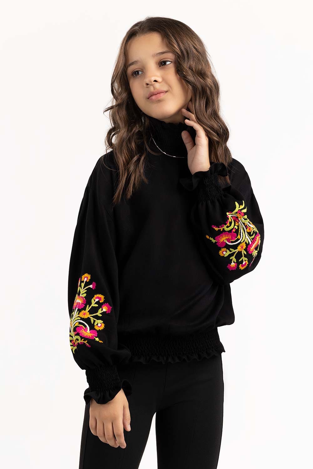 Junior Girl Black Woven Blouse 224-414-026