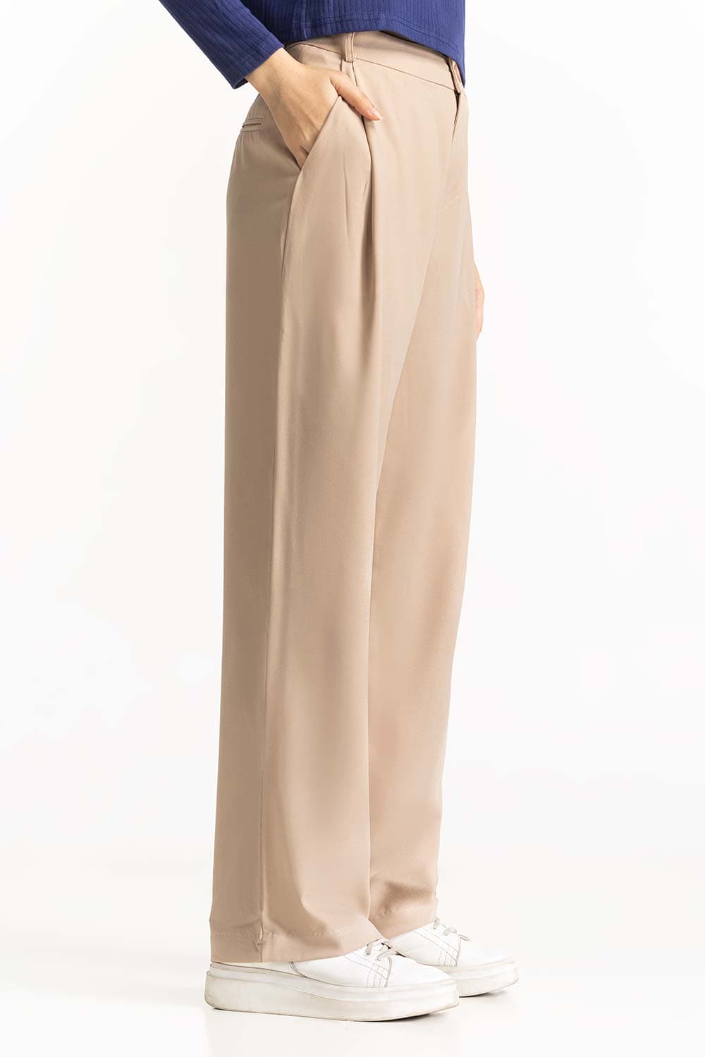 Loose Fitting Darted Trouser WM-TRC-SS24-015