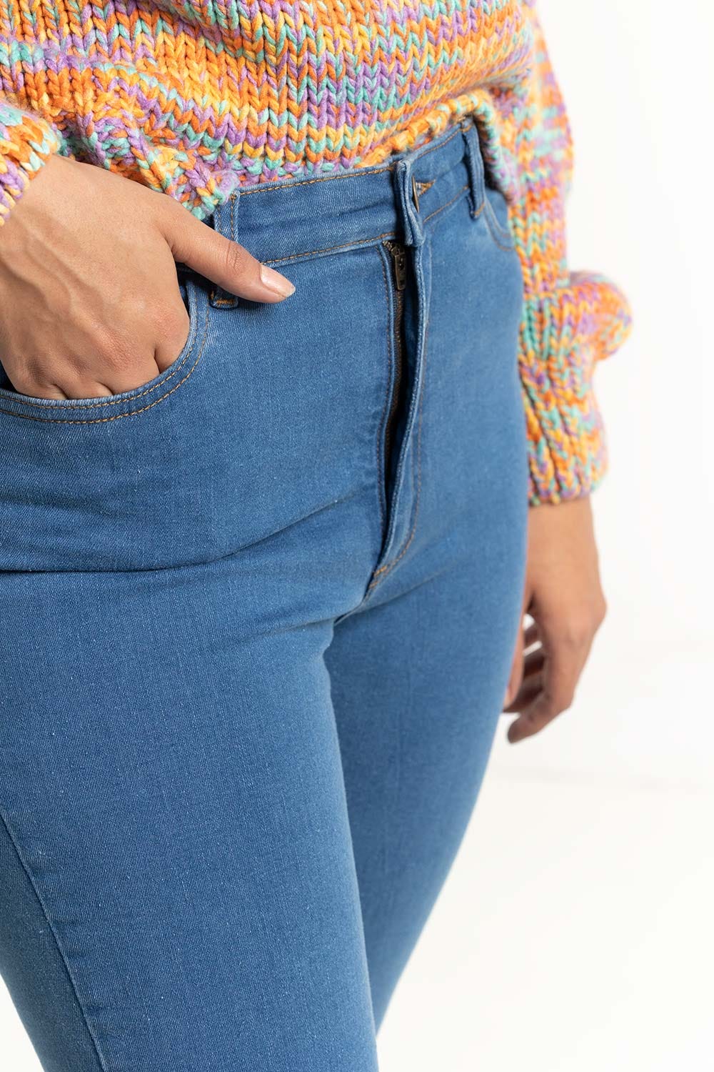 Medium Blue Denim Jeans 224-221-009