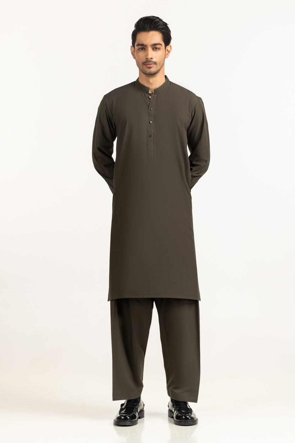Regular Fit Styling Suits