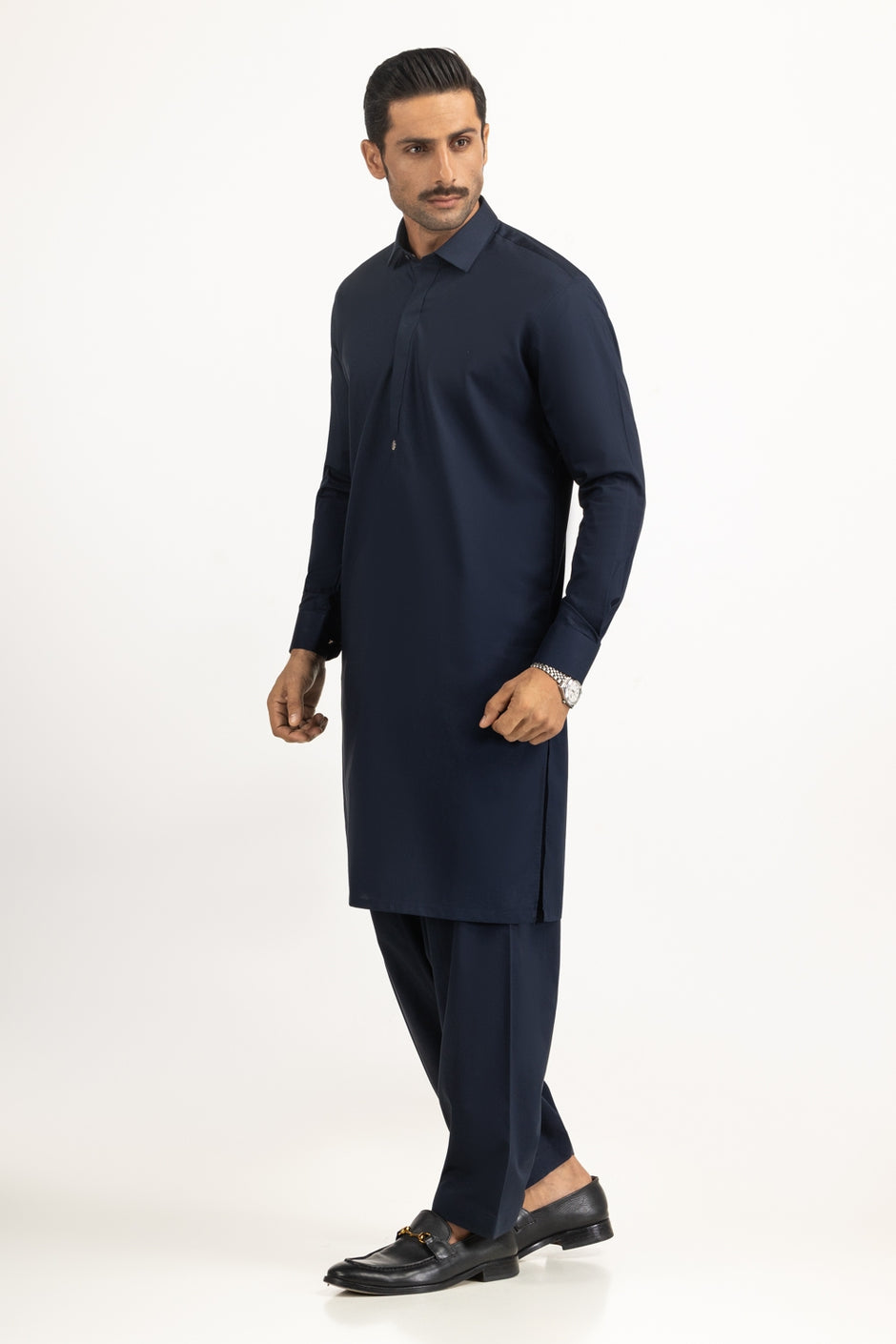 Regular Fit Styling Suits