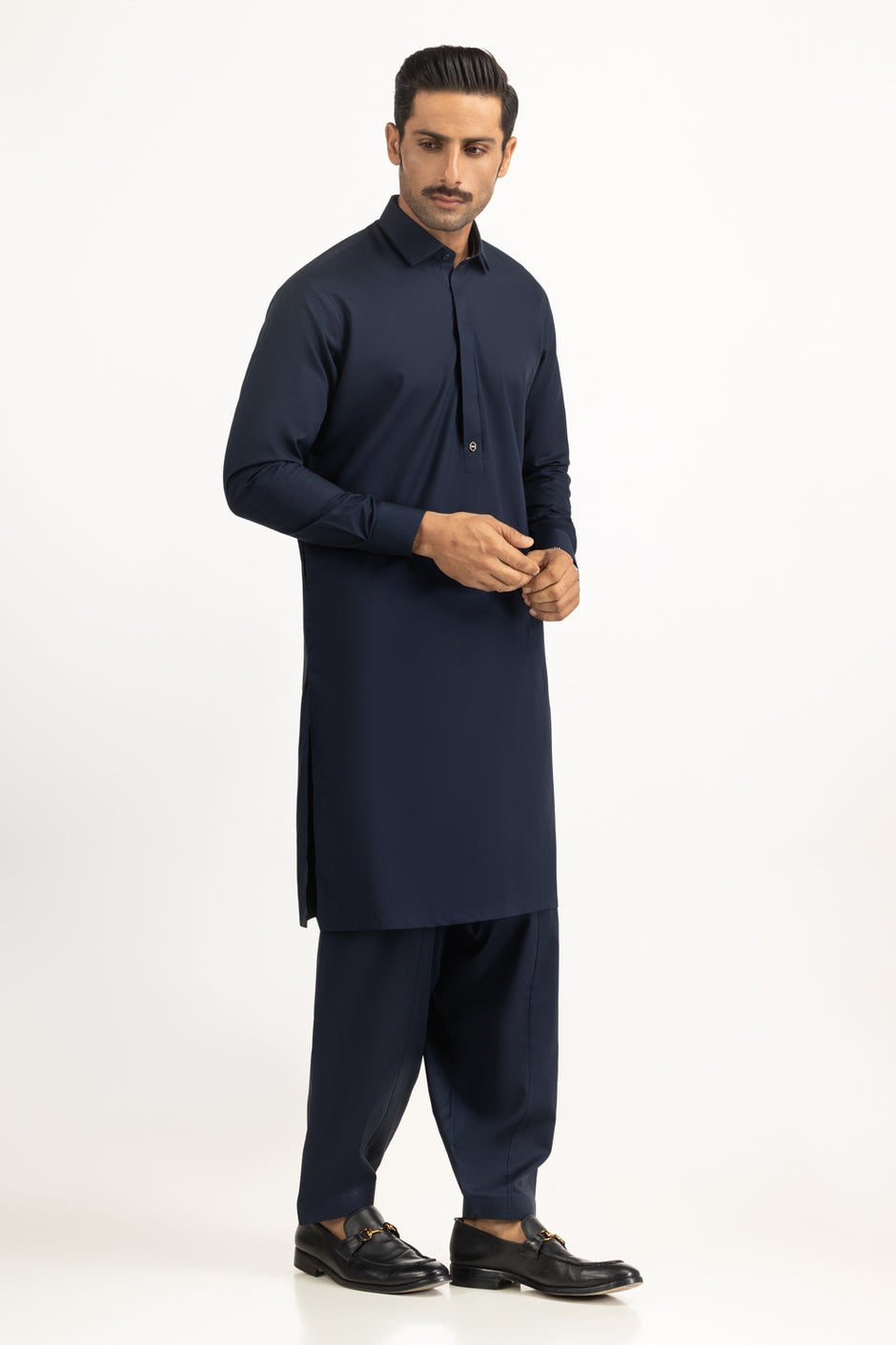 Regular Fit Styling Suits