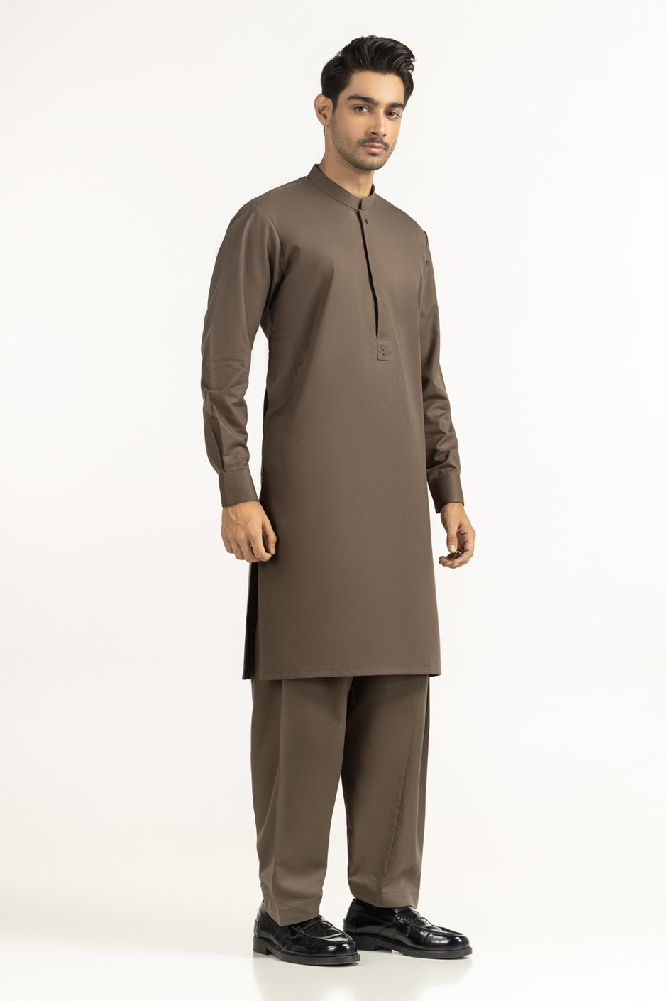 Regular Fit Styling Suits
