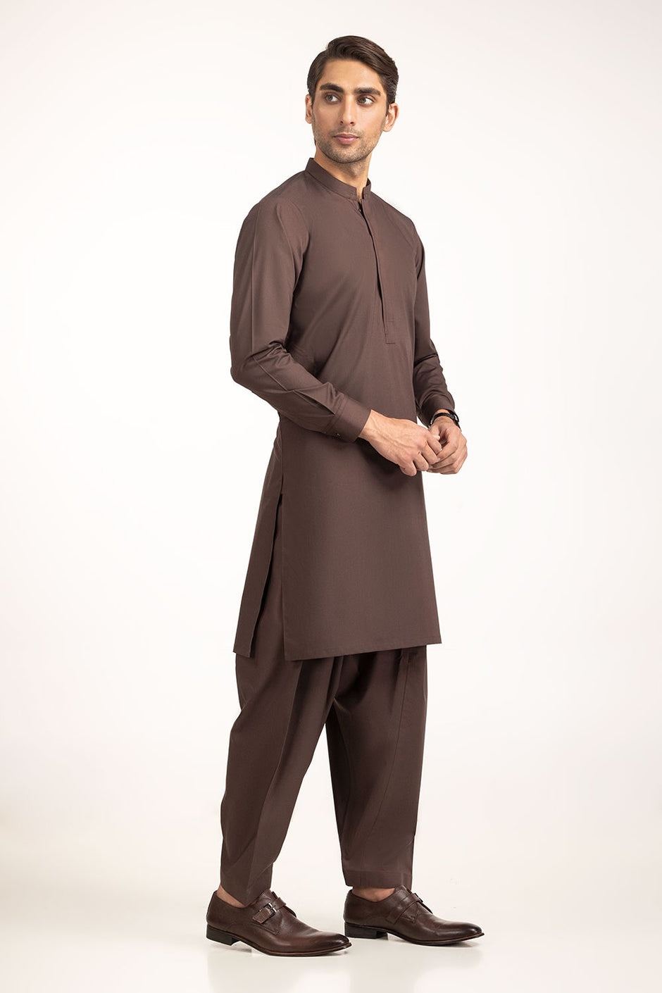 Regular Fit Styling Suits