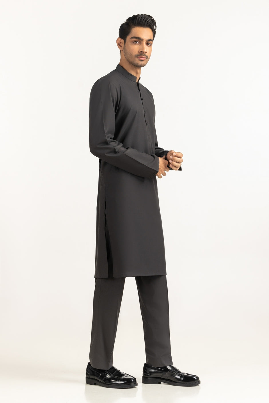 Regular Fit Styling Suits