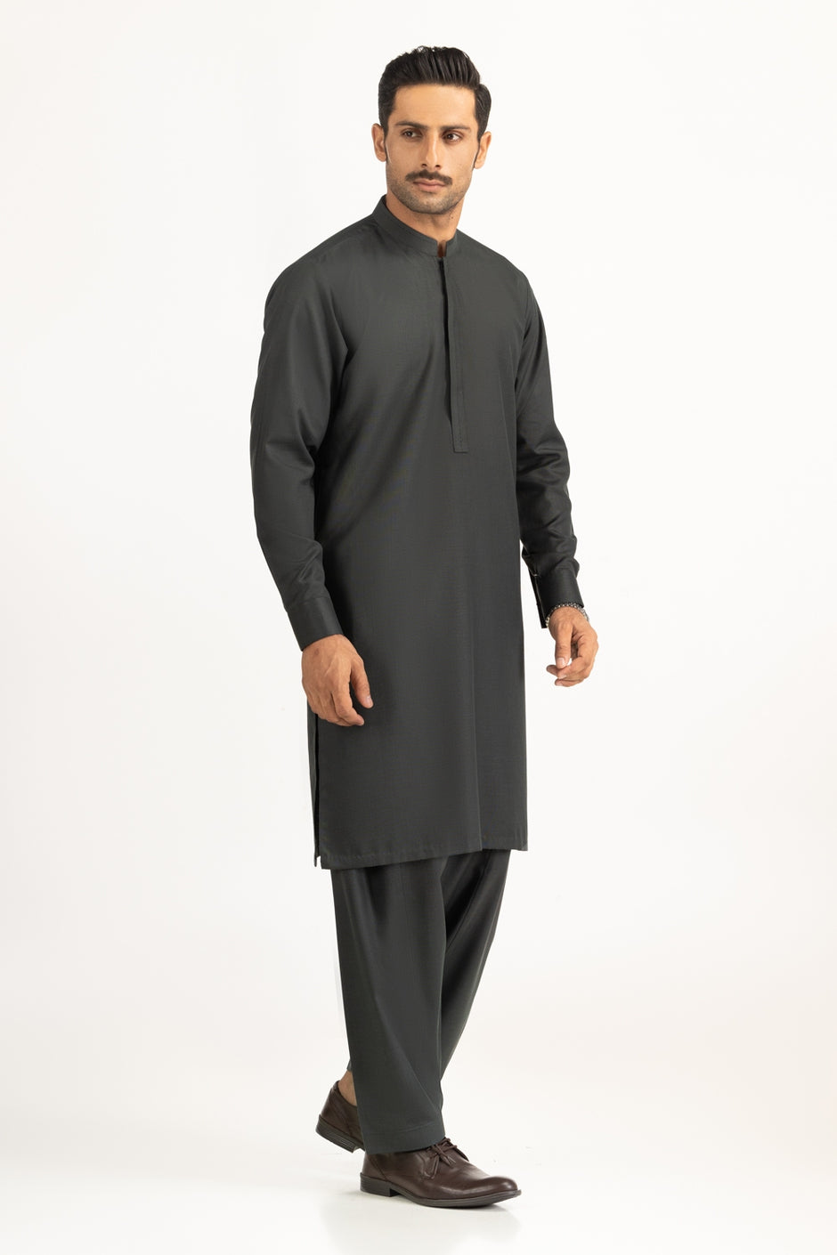 Regular Fit Styling Suits