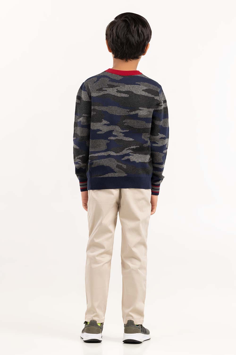 Junior Boy Multi Knit Sweater With A Round Neck 224-311-025