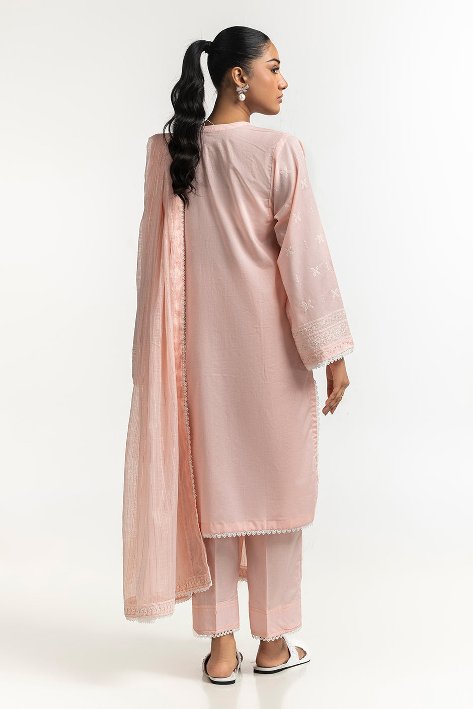 Munaar Lurex Embroidered Dupatta