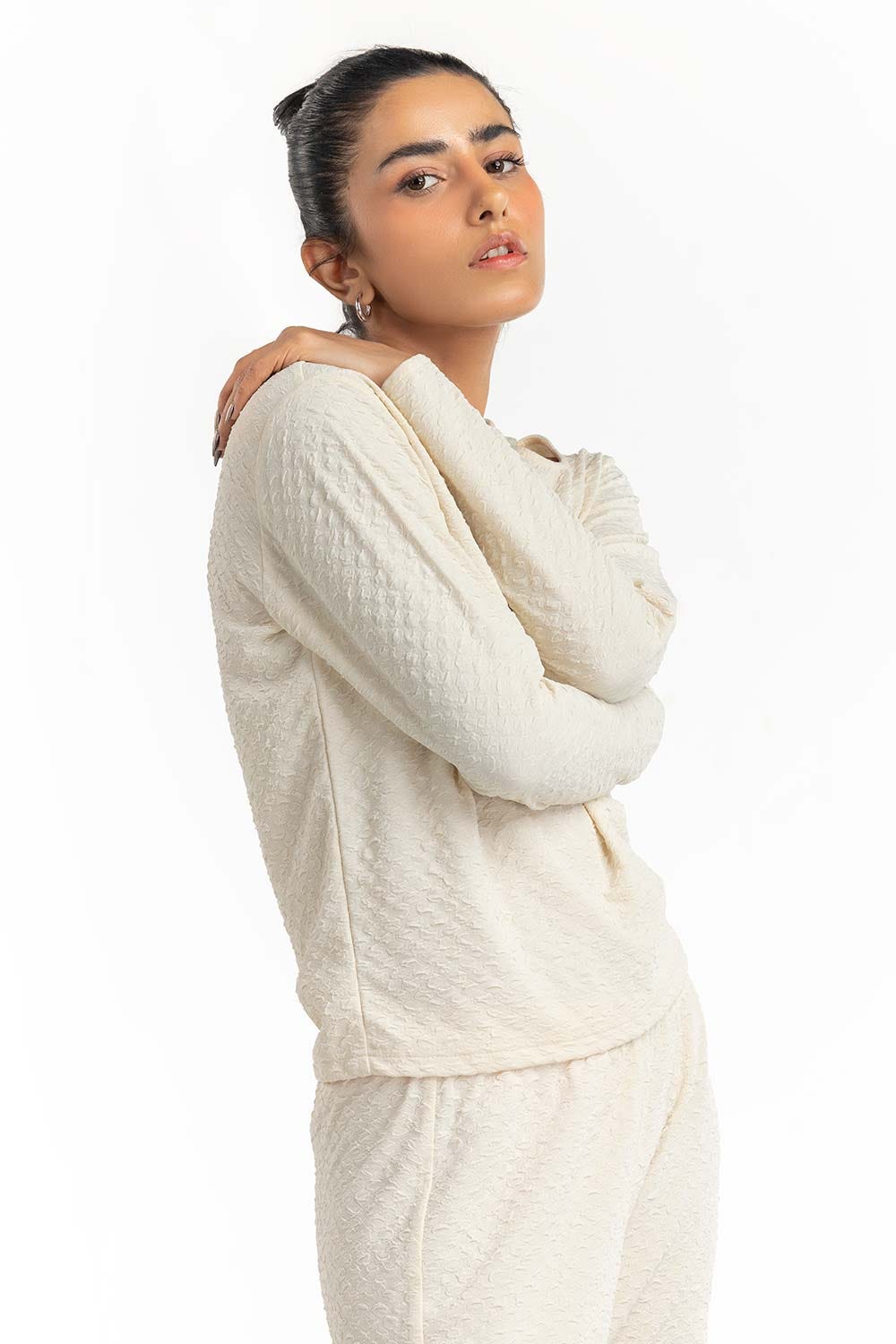 Off White Round Neck Top 224-216-307 T