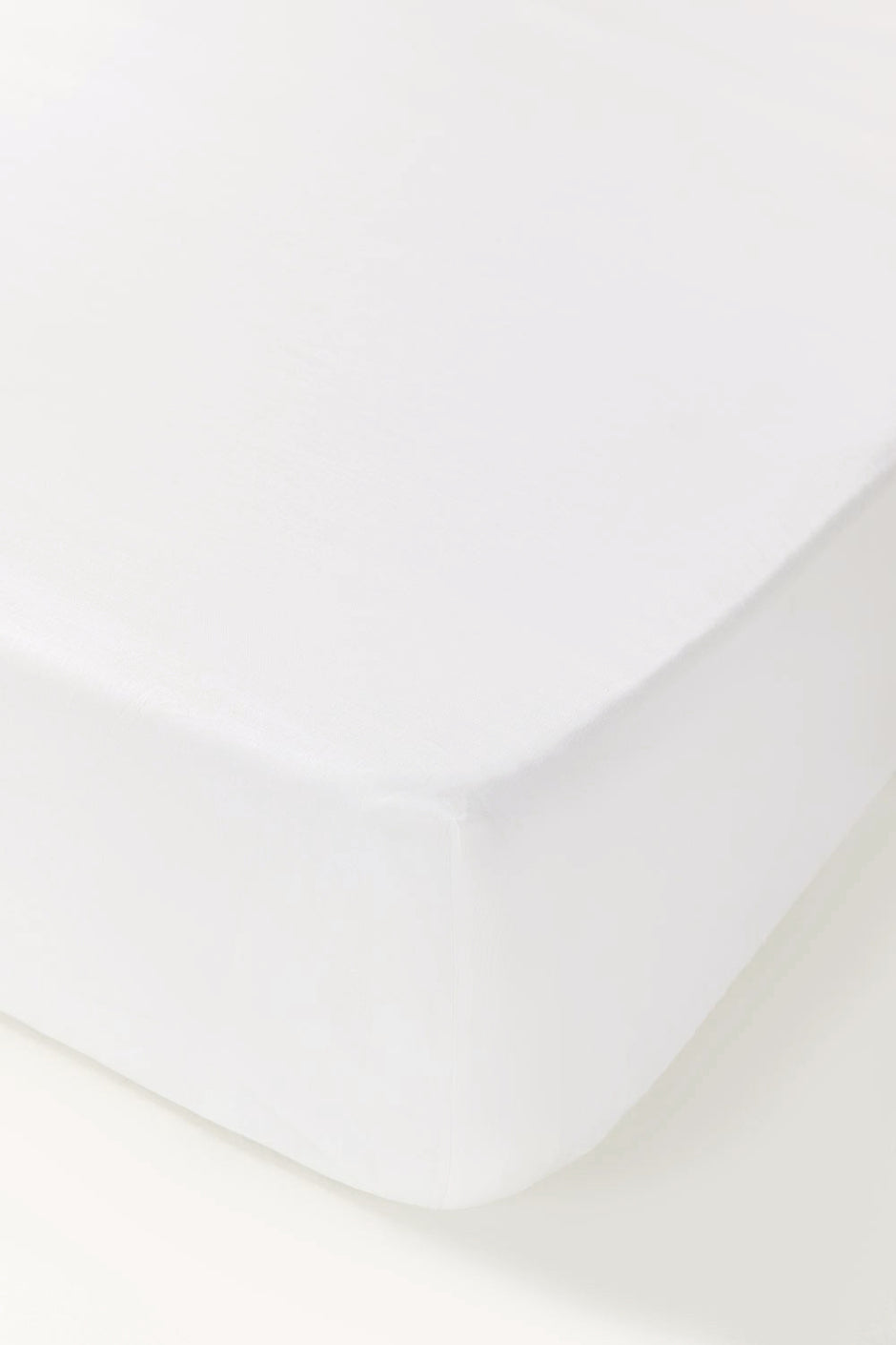 Orient white Dyed T-150 fitted sheet set