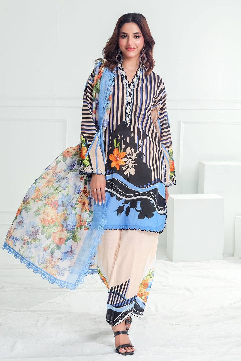 3 Piece Unstitched Printed Lawn Suit with Paper Cotton Dupatta