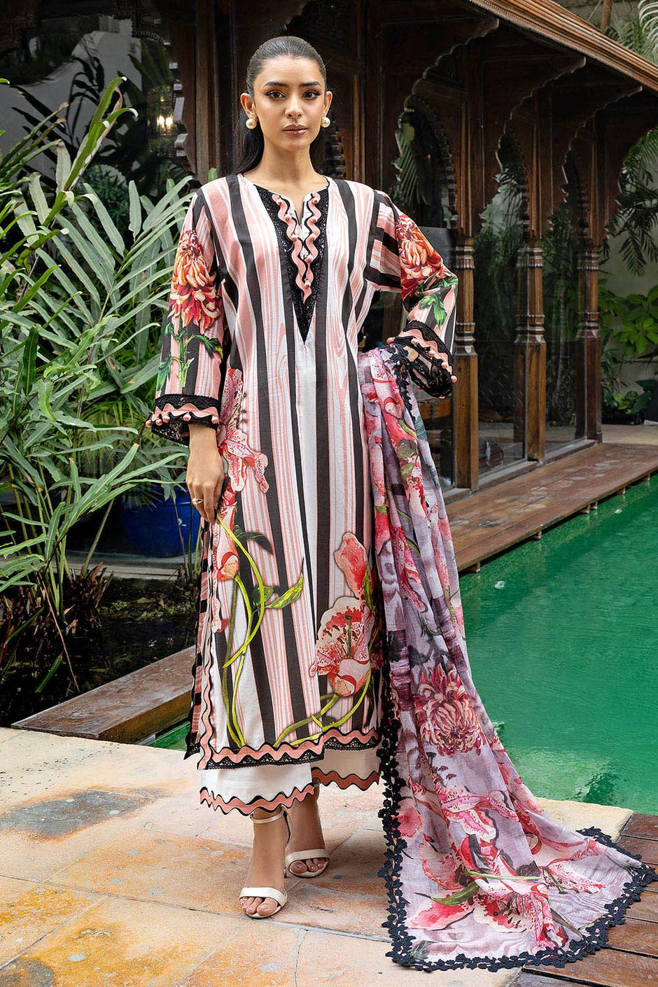 3 Piece Unstitched Printed Lawn Suit with Paper Cotton Dupatta