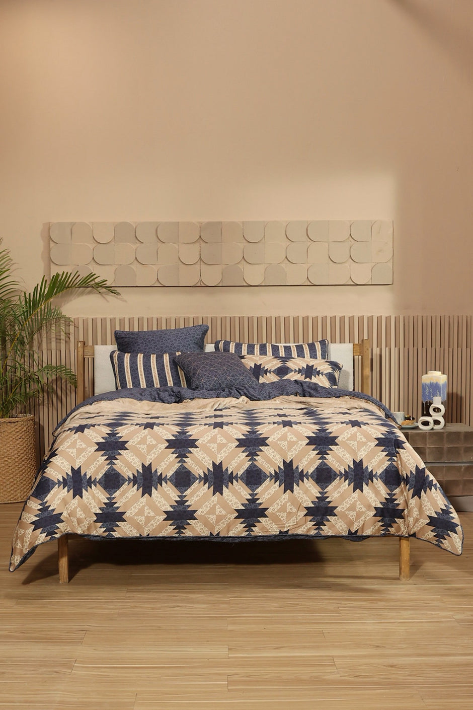 Quad Patch T-200 Quilt Cover Set