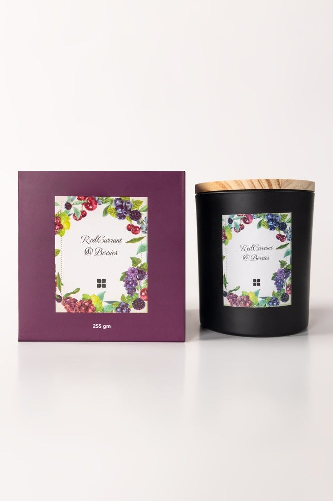 Redcurrant And Berries Scented Candle