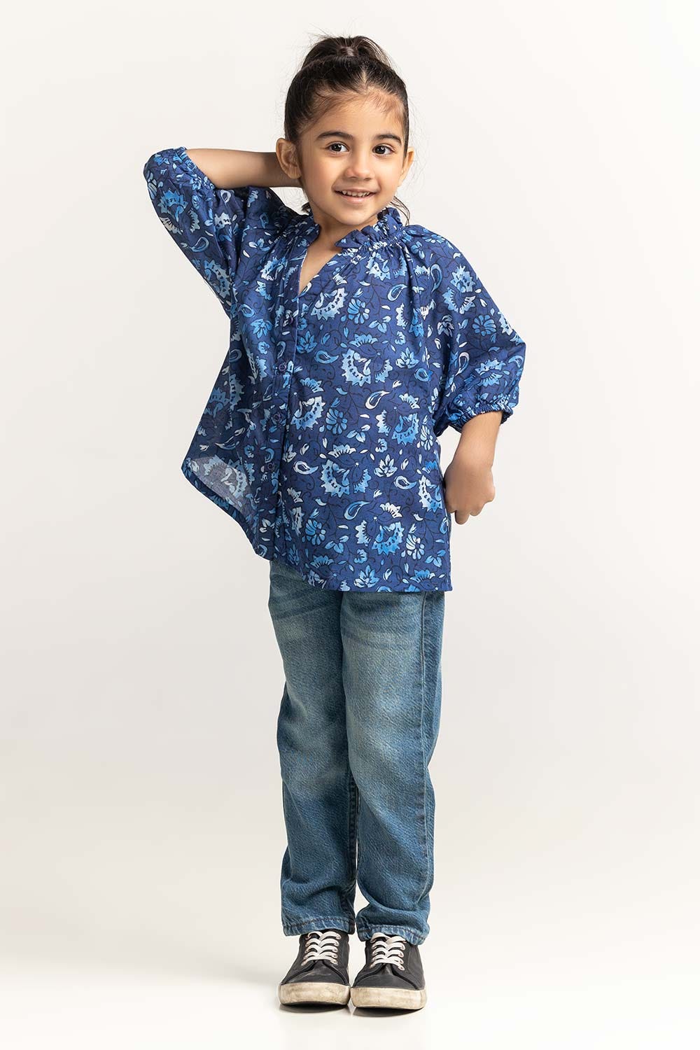 Round Neck Shirt TG-BLS-SS24-008