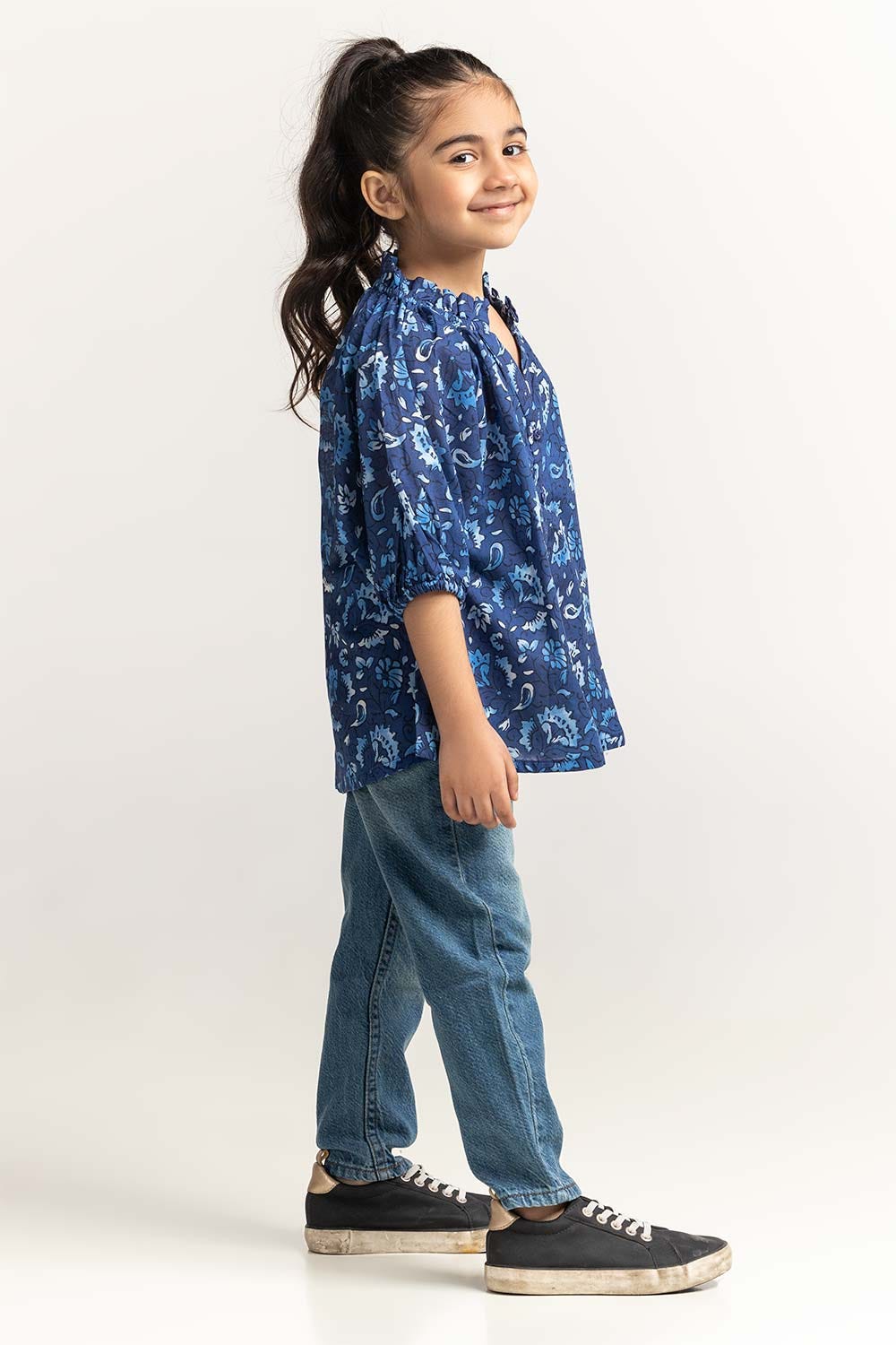 Round Neck Shirt TG-BLS-SS24-008