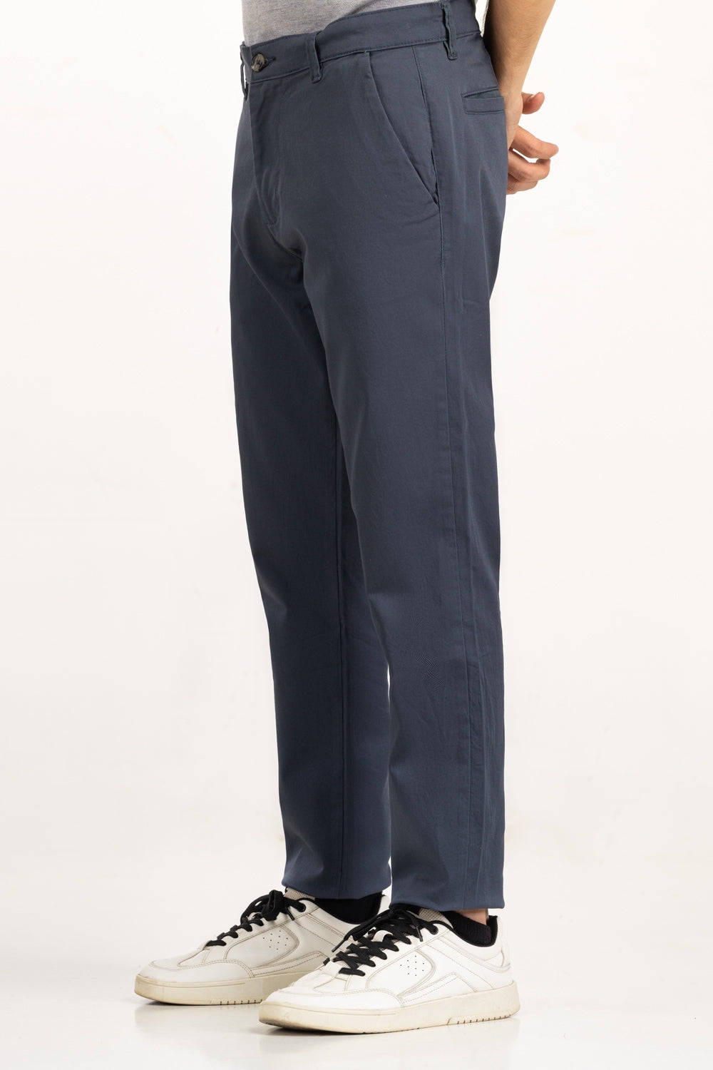 Slim Fit Khaki Pants MN-TRC-SS25-009