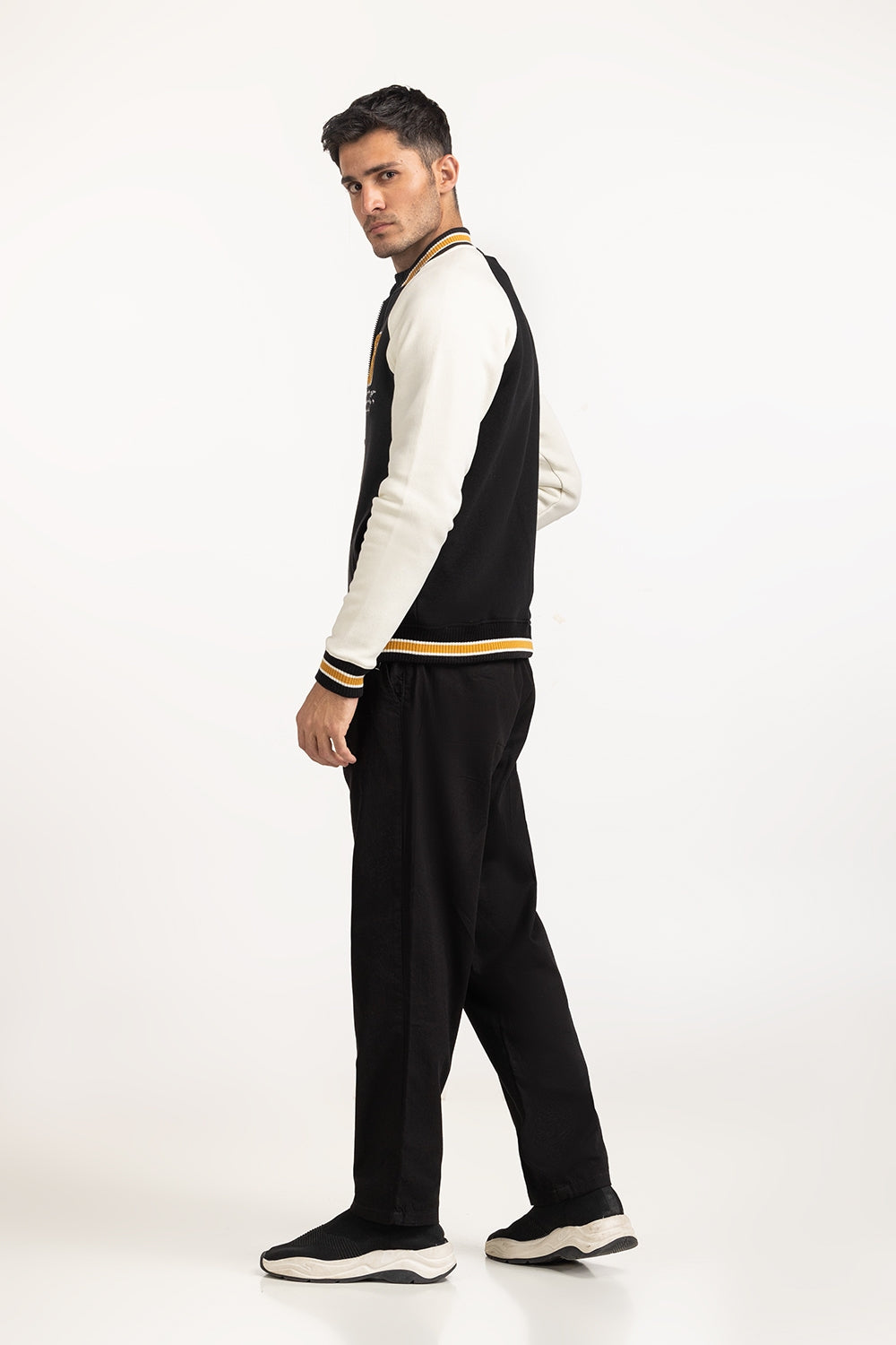 Fashion Knitted Jacket MN-KNJ-WS24-454