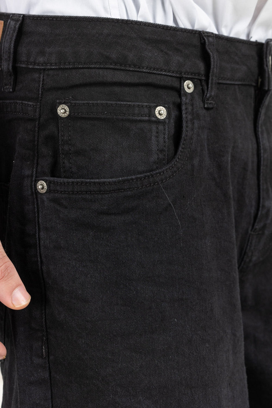 Loose Fit Jeans
