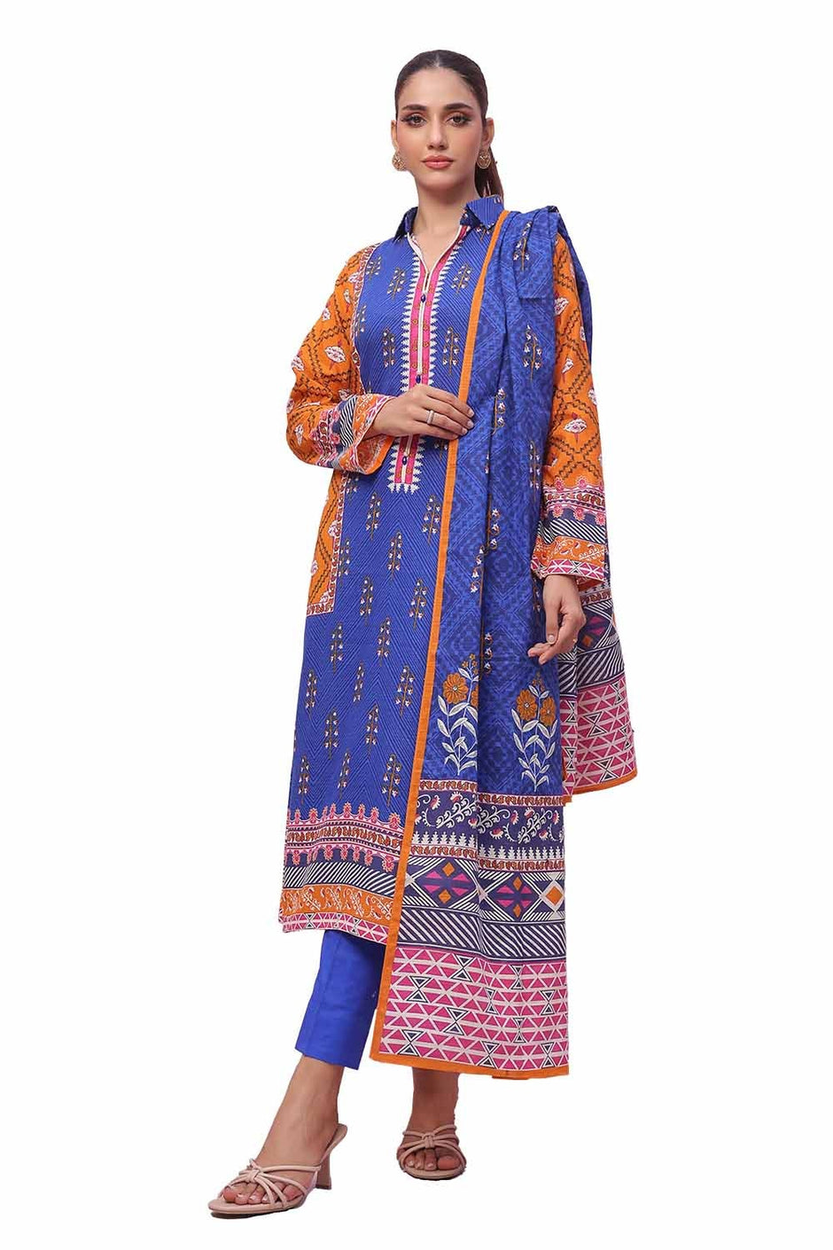 3 Piece Unstitched Printed Khaddar Suit