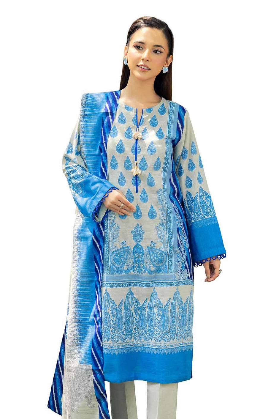 3 Piece Unstitched Printed Khaddar Suit