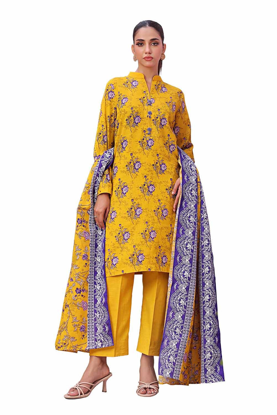 3 Piece Unstitched Printed Khaddar Suit