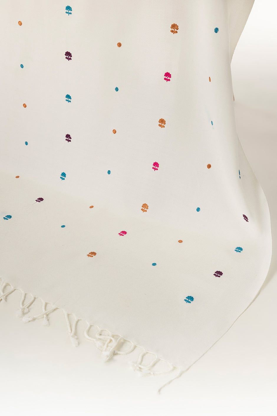 Blended Embroidered Scarf