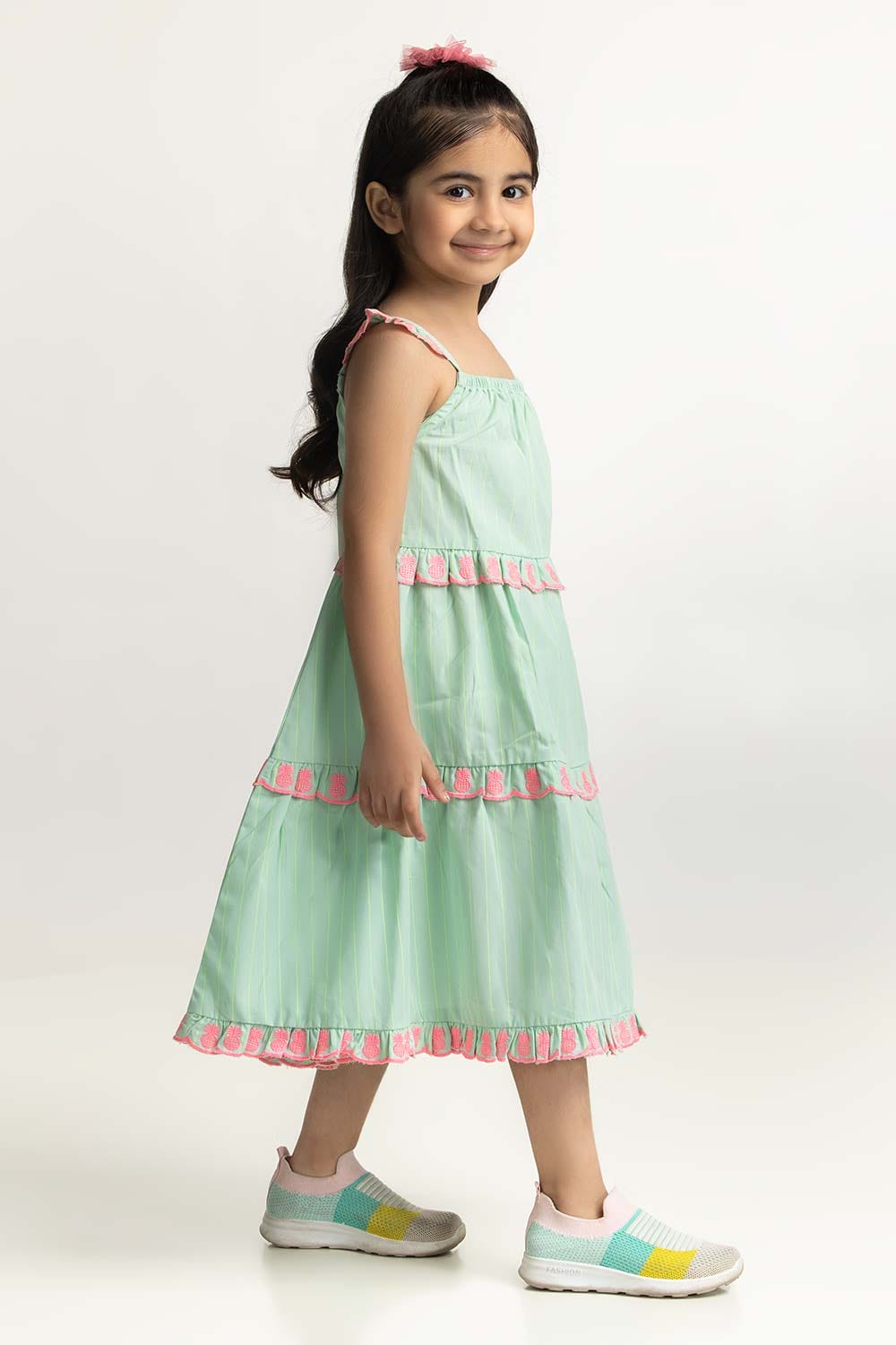 Sleeveless Embroidered Dress TG-DRS-SS24-023