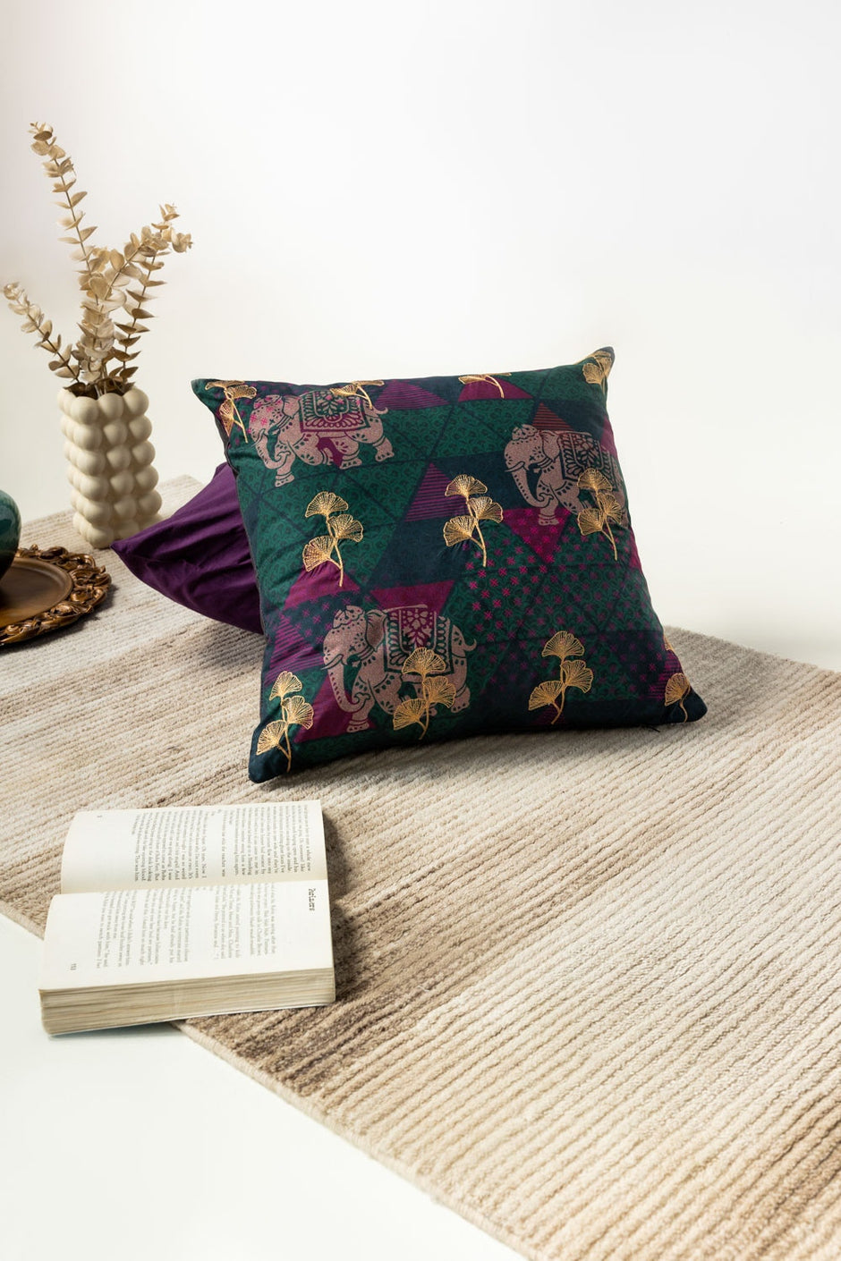 SS25-DEC-003 Cushion Cover