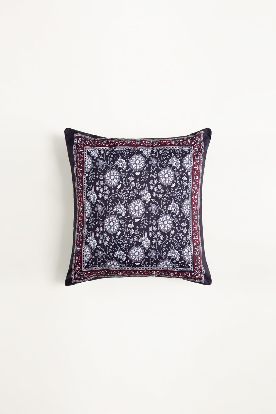 SS25-DGC -003 Digital Printed Cushion Cover
