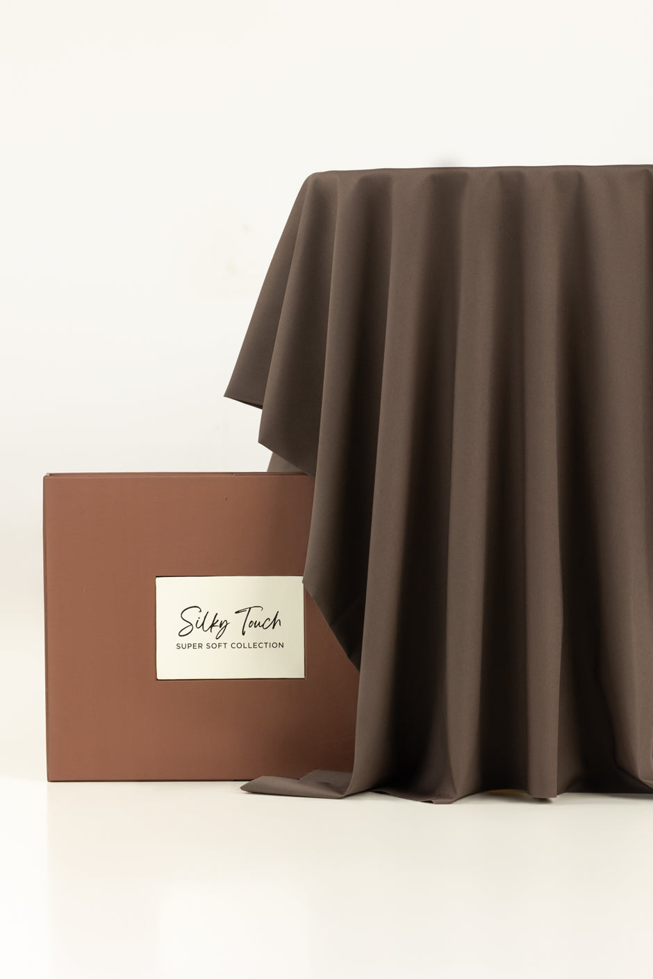 Tanabana Royal HMB 05 Unstitched Fabric Cotton with Gift Box